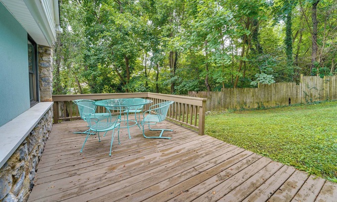Staunton House | Eclectic Stone Cottage, Walk to Downtown Staunton!