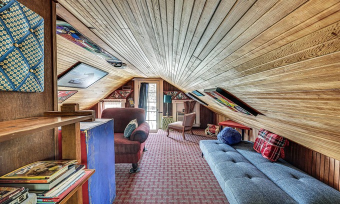 Wildomar Cottage | Eclectic Wildomar Home: 6 Mi to Santa Rosa Plateau