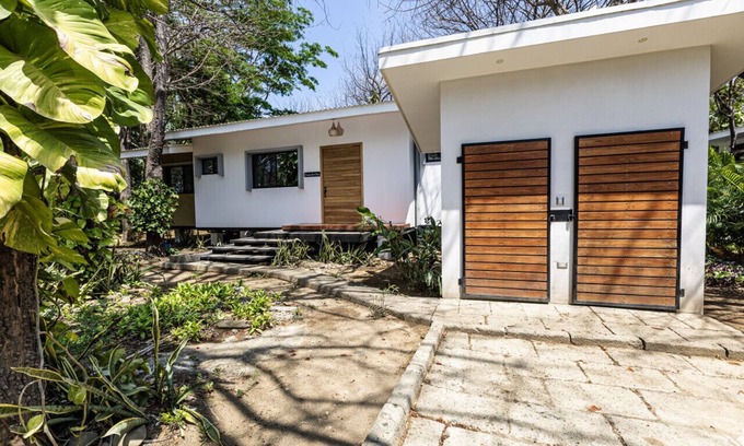 Playa Colorado House | Eco Casita Phase III #2: Casa de Olas