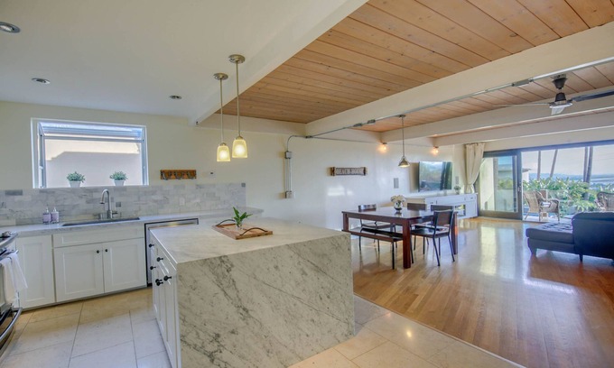 North Pacific Beach House | Eco-Friendly Mount Soledad Pad with Views and Heated Pool
