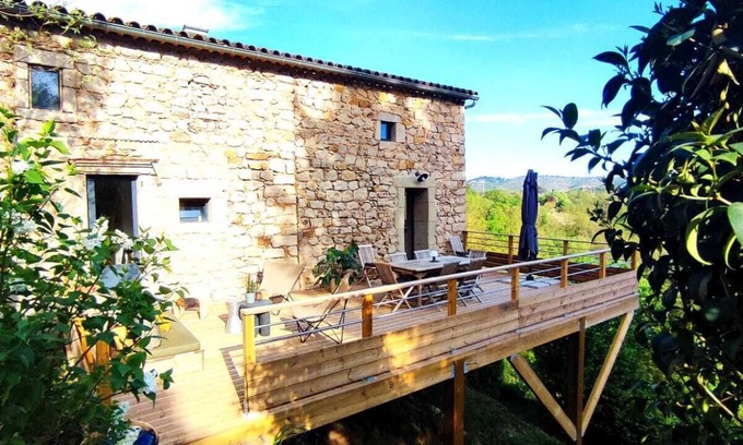 Joyeuse Other | Eco-gite, 8 Personnes, Decoré Avec Gout á 2 pas du Village