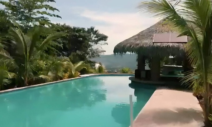 Puerto Lopez House | Eco Lodge Retreat | Pool, Jacuzzis & Pet-Friendly Stay