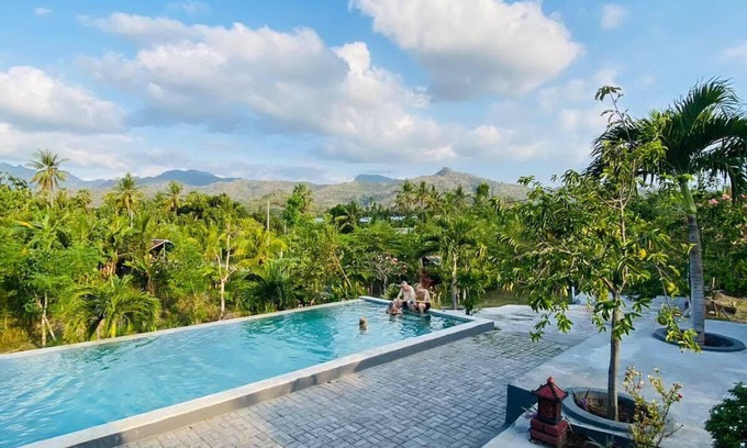 Pejarakan Hotel | Eco Moringa Garden