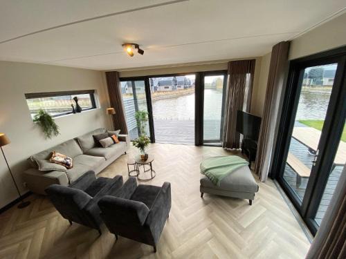 Balk House | Eco-Villa w Hot Tub, cleaning included