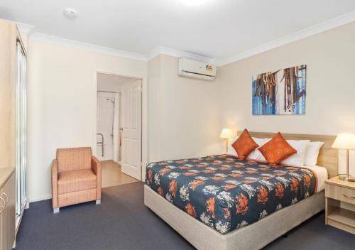 Cowra Cabin | Econo Lodge Alabaster