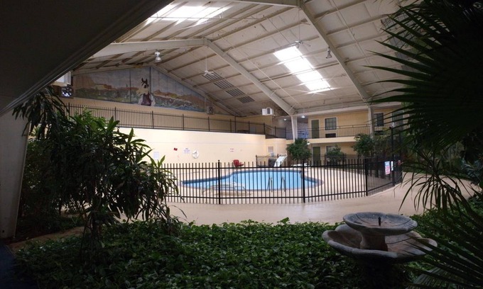 Elk City Hotel | Econo Lodge Elk City