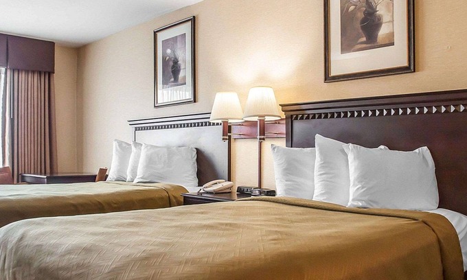 Big Flats Airport Hotel | Econo Lodge Elmira-Corning