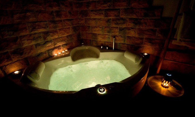 Coviella Apartment | ECOviella TRASGU (2pax) JACUZZI. OPENING June 2020!