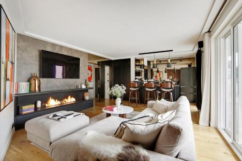 Grenelle Apartment | Ecrin de luxe à la Tour Eiffel