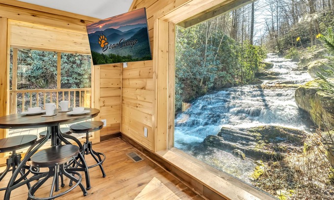 Cosby Cabin | Ed's Mill - Breathtaking Waterfalls - FREE ATTRACTION TICKETS!!!