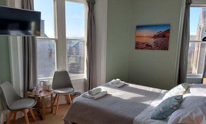 Lerwick House | Eddlewood Guest House
