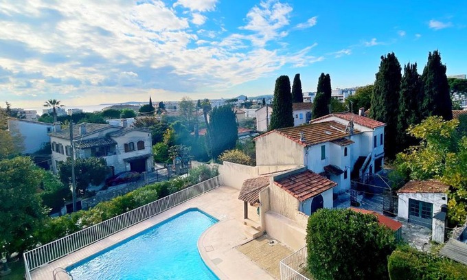 Cros-de-Cagnes Apartment | Eden Beach