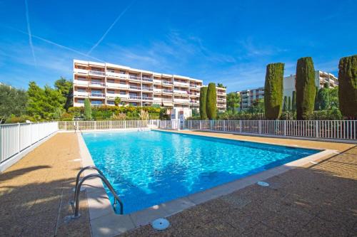 Antibes Apartment | Eden Bleu, parking, piscine, tennis et soleil
