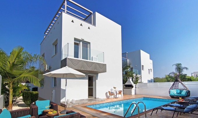 Ayia Napa Villa | EDEN - Gorgeous villa walking distance to NISSI BEACH