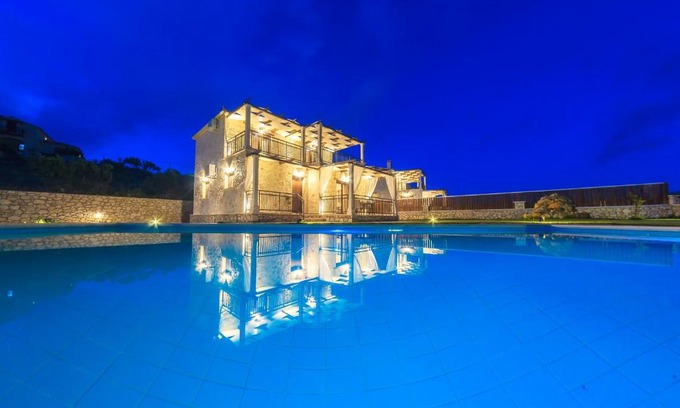Anafonitria Villa | Eden Villas