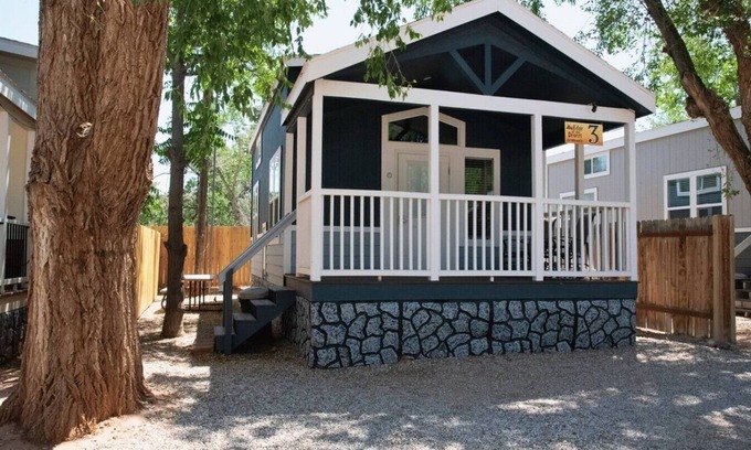 Moab House | Edge of the Desert Delicate Arch Cabin #03