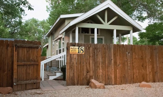 Moab House | Edge of the Desert Sorrel River Cabin #18