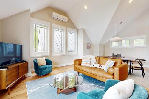 Edgecomb House | Edgecomb Riverhouse