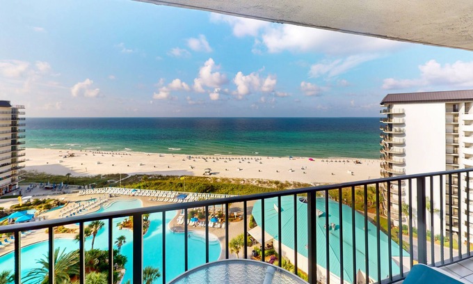Panama City Beach Condo | Edgewater Beach Resort Tower 1-1111 | Beachfront condo with pools & hot tubs