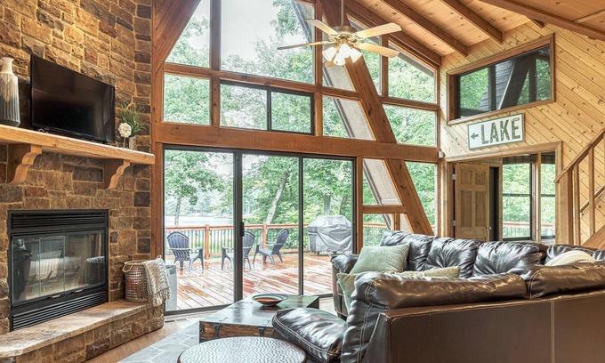 Innsbrook Ski Chalet | Edgewater Escape by Sarah Bernard, with Hot Tub