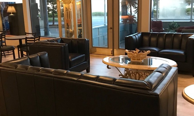 Coos Bay Hotel | Edgewater Inn and Suites, an Ascend Collection Hotel