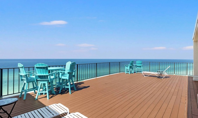 Panama City Beach Condo | Edgewater Tower III #1212 - Rooftop Deck!