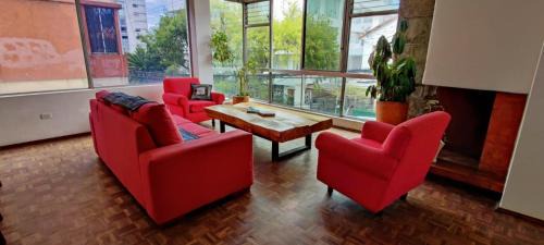 La Mariscal House | Edificio Foch