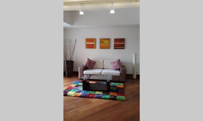 Antiguo Country Apartment | Edificio Parque El Virrey