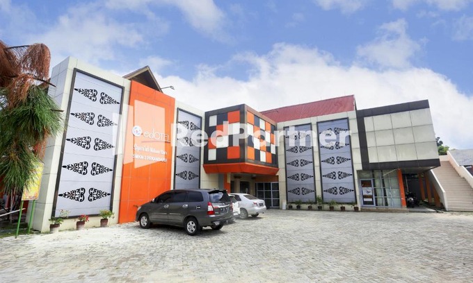 Pekanbaru Hotel | Edotel Syariah Nilam Sari Mitra RedDoorz