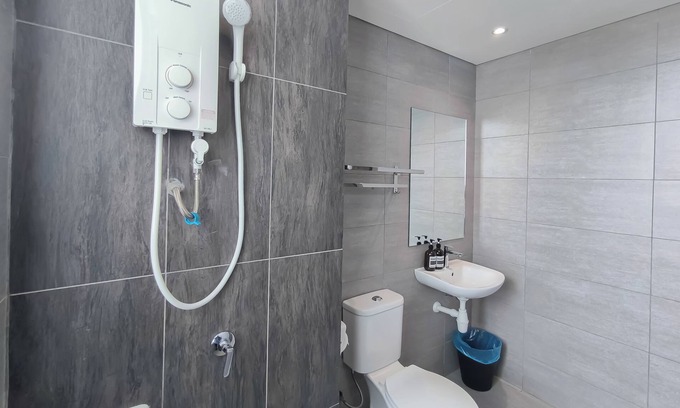 Subang Jaya Apartment | Edumetro by Manhattan Group