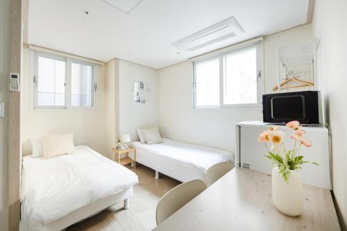 Sinchon-dong Apartment | Ehwa Blossom
