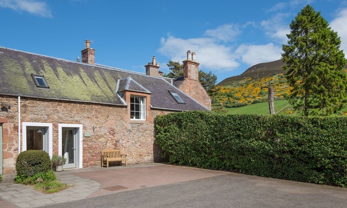 Melrose Cottage | Eildon Melrose Holiday Cottages & Log Cabins - The Granary - 2 bedroom mill conversion, sleeps 4