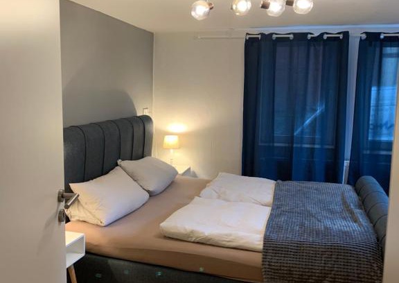 Sachsenhausen Apartment | einfache Monteurswohnung am Ederseeradweg mit 2 Schlafzimmern, Terrasse, Parkplatz - Wohnung 1