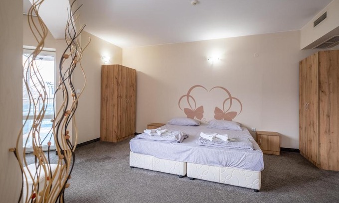 Studentski Grad Apartment | Einstein rooms