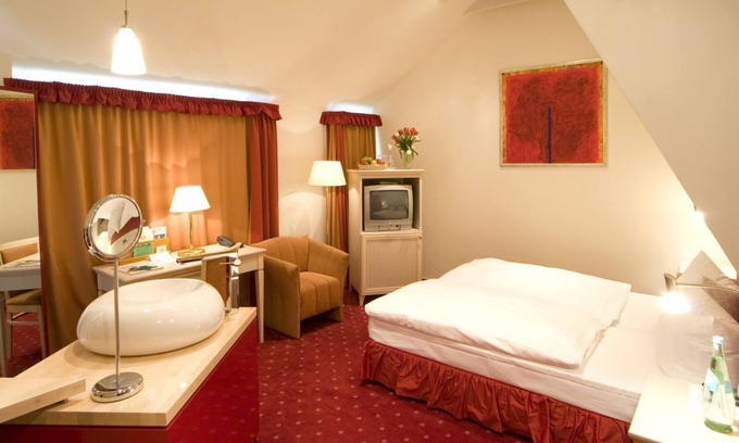 Tuebingen Apartment | Einzelzimmer, 16qm, mit Dusche und WC