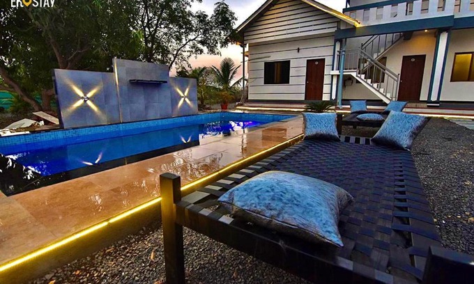 Chondhi Villa | EKO STAY- LAKEFRONT Villa