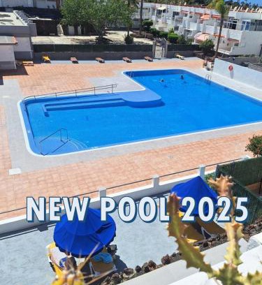 Arona Apartment | EL CHAPARRAL Studio-appartement with fantastic pool- view and STRONG WIFI
