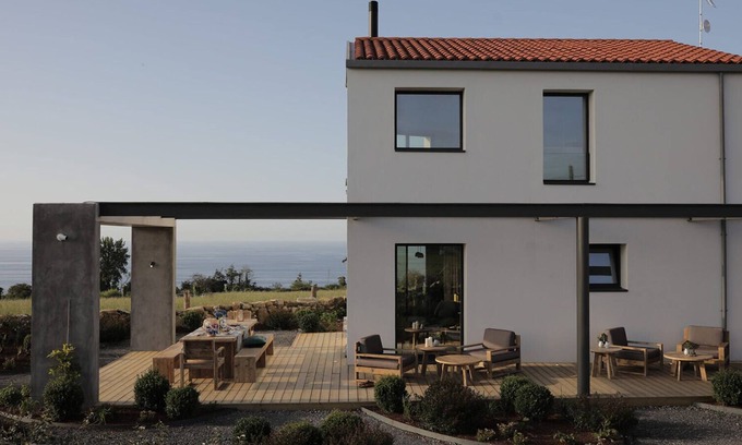 Tornon Apartment | El Faro Unkempt Houses