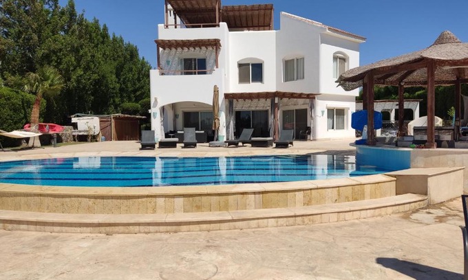 El Gouna Villa | EL GOUNA-Elegant 4-bedroom Villa with Heated Pool