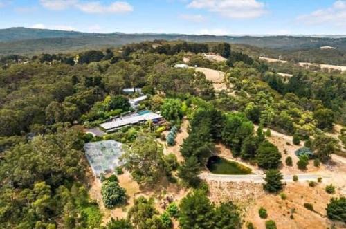 Ironbank House | El Kadera Holiday House Escape in the Adelaide Hills