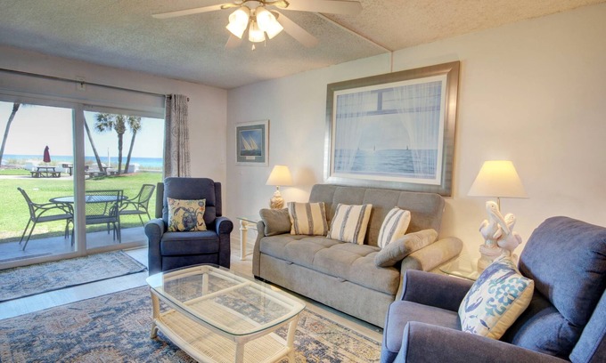 Fort Walton Beach Condo | El Matador 417 - FREE TICKETS! Your stay includes free tickets to many area attractions!