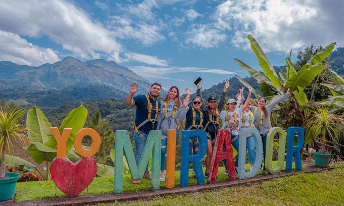 San Agustin Lanquin Hotel | El Mirador de Tansu
