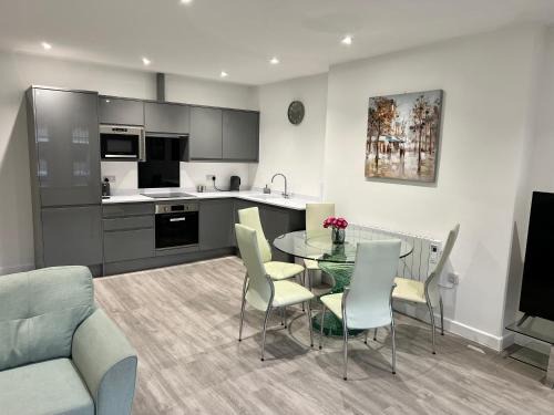 Bournemouth City Centre Apartment | El Murrino Apartments