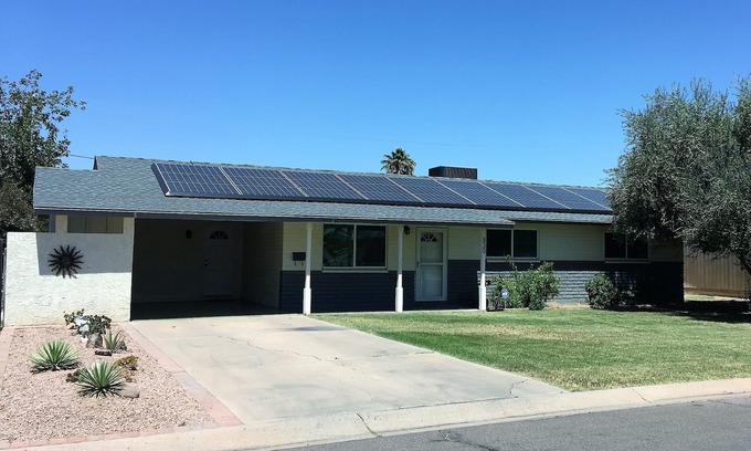 Mitchell Park West House | El Norte - 3bdrm, 2bath, Heated Pool, Walk to Asu