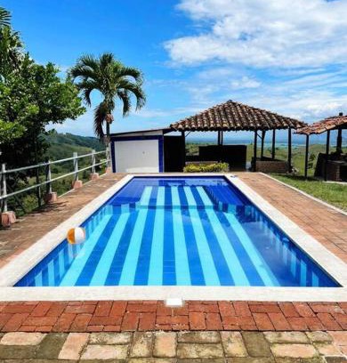 Guadalajara de Buga House | EL PAILON FINCA