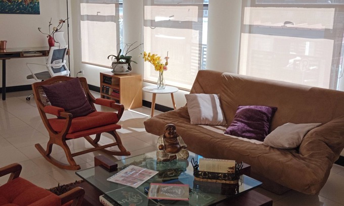 Teusaquillo Apartment | El "Rincón del sinsonte", an apartment surrounded by parks in the heart of Bogotá.