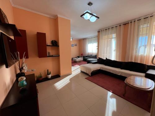 Elbasan Apartment | Elbasan center family apartment n.42