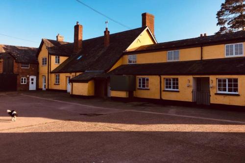 Clyst St Mary Apartment | Elbury Farm Annex