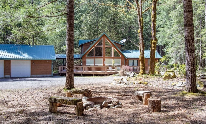 Packwood Cabin | Elder Family Lodge | 3 Bed, 2 Bath