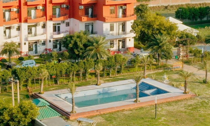 Vrindavan Resort | Elegance Resort Vrindavan